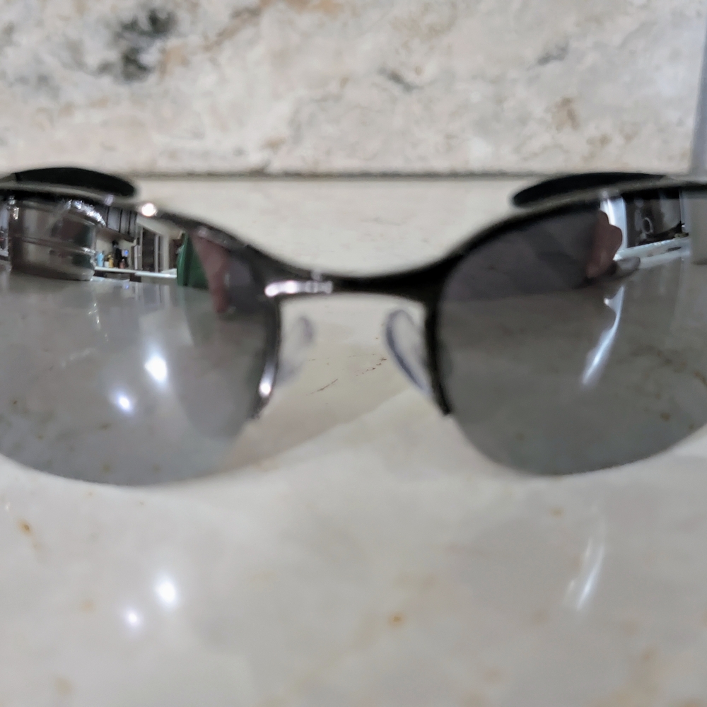 Stylish Black Sunglasses